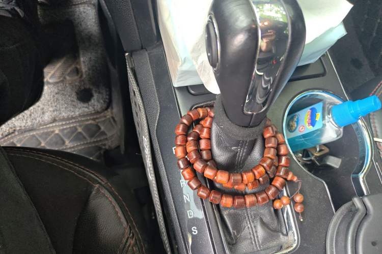 Used Ford Explorer 2018 2.3T Fashion Edition Gear Lever