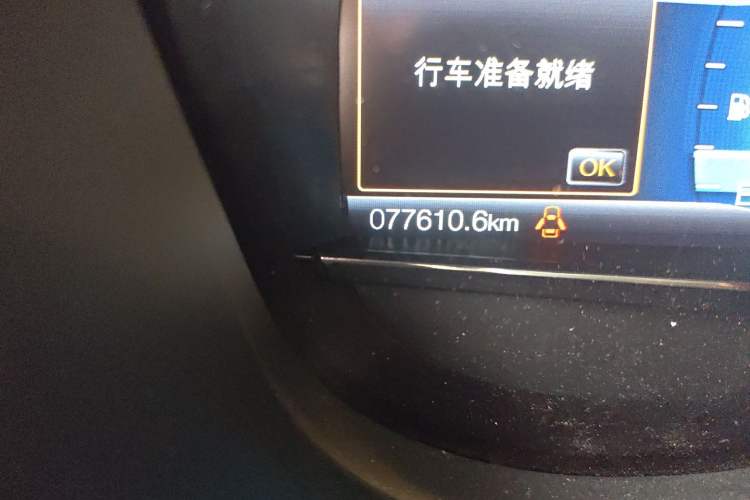 Used Ford Explorer 2018 2.3T Fashion Edition Odometer Close Up