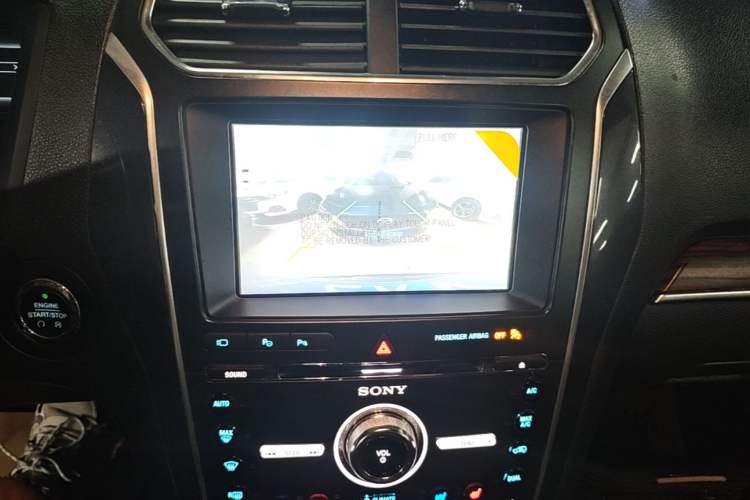 Used Ford Explorer 2018 2.3T Elite Edition Audio And AC Panel
