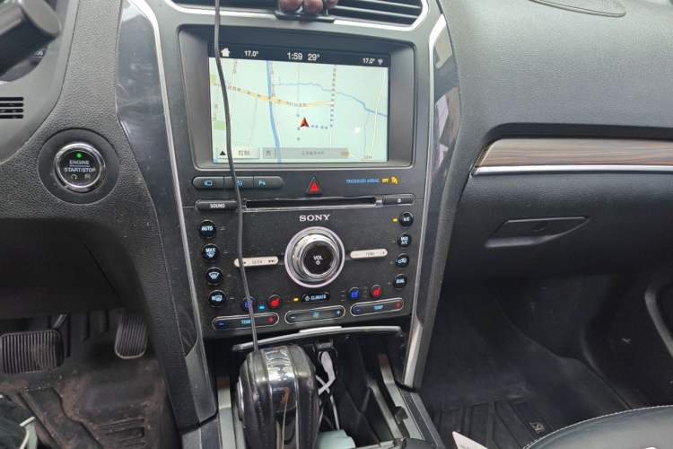Used Ford Explorer 2018 2.3T Elite Edition Audio And AC Panel