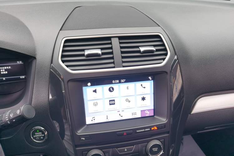 Used Ford Explorer 2018 2.3T Fashion Edition Audio And AC Panel