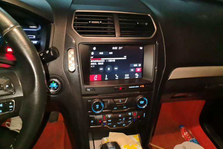 Used Ford Explorer 2018 2.3T Fashion Edition Audio And AC Panel