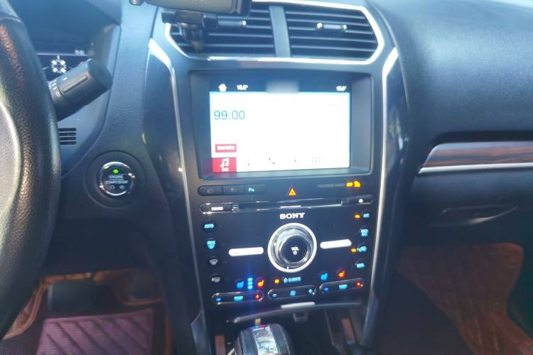 Used Ford Explorer 2018 2.3T Elite Edition Audio And AC Panel