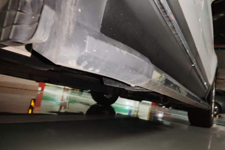 Used Ford Explorer 2018 2.3T Elite Edition Chassis Rear Right