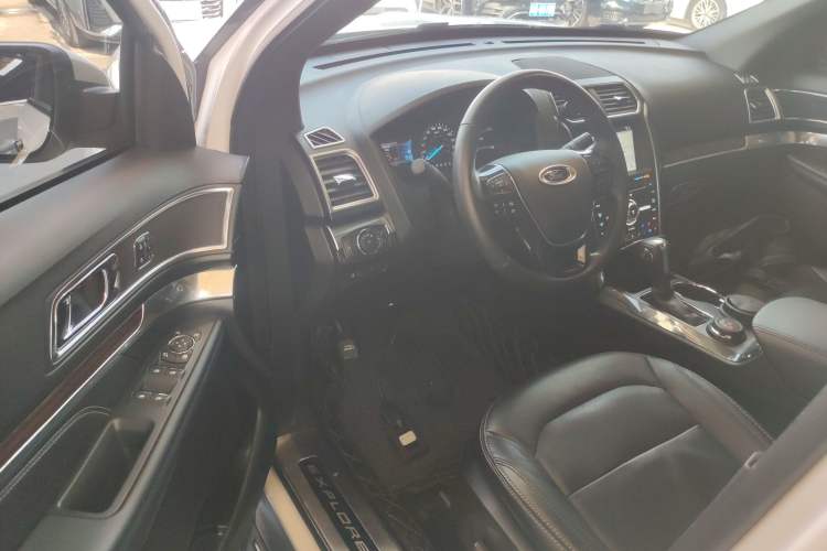 Used Ford Explorer 2018 2.3T Elite Edition Driver Seat