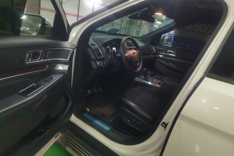 Used Ford Explorer 2018 3.5T Elite Edition Driver Seat