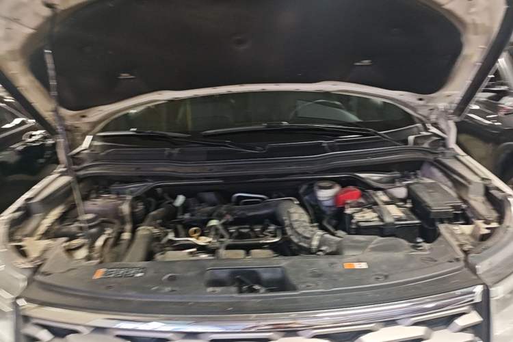 Used Ford Explorer 2018 2.3T Elite Edition Engine Bay