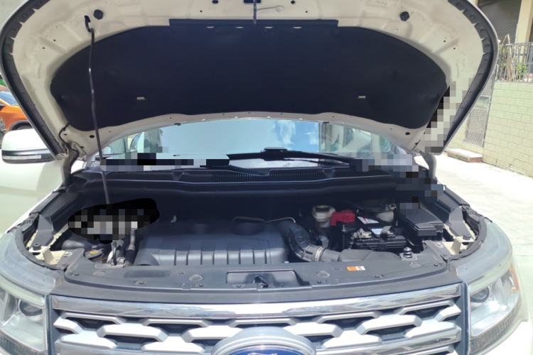 Used Ford Explorer 2018 2.3T Elite Edition Engine Bay