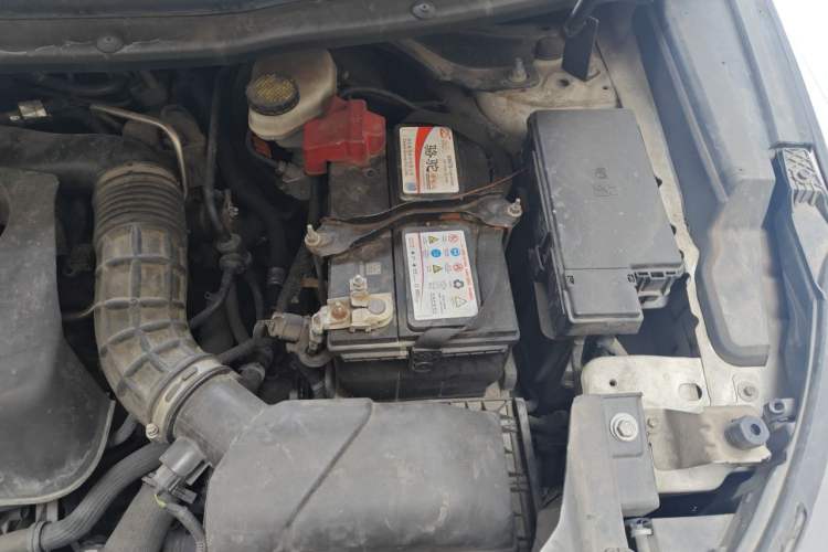 Used Ford Explorer 2018 2.3T Elite Edition Engine Bay Left