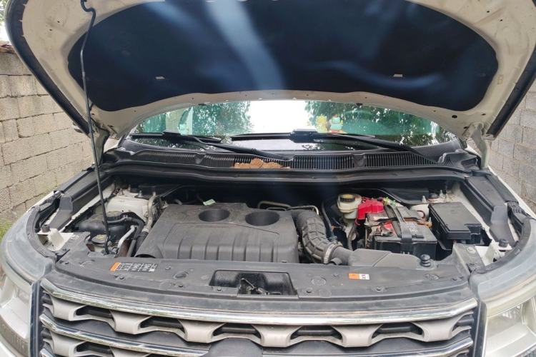 Used Ford Explorer 2018 2.3T Fashion Edition Engine Bay