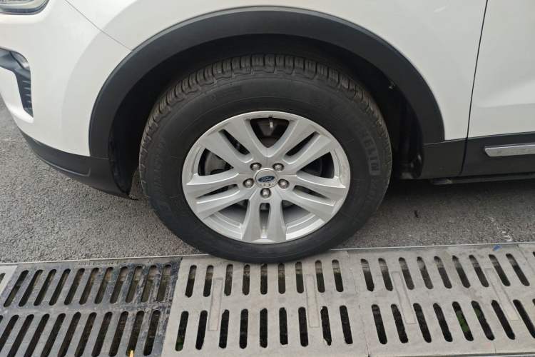Used Ford Explorer 2018 2.3T Fashion Edition Exterior 4