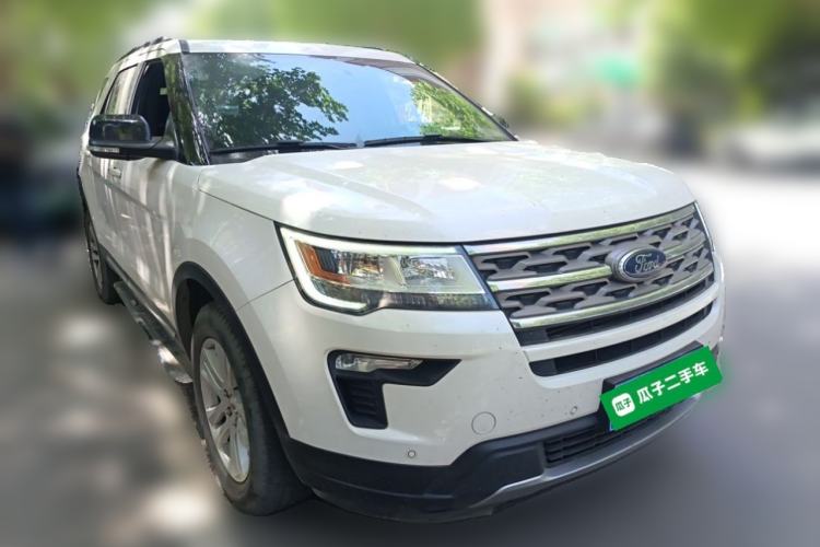 Used Ford Explorer 2018 2.3T Fashion Edition Front Right 45 Deg