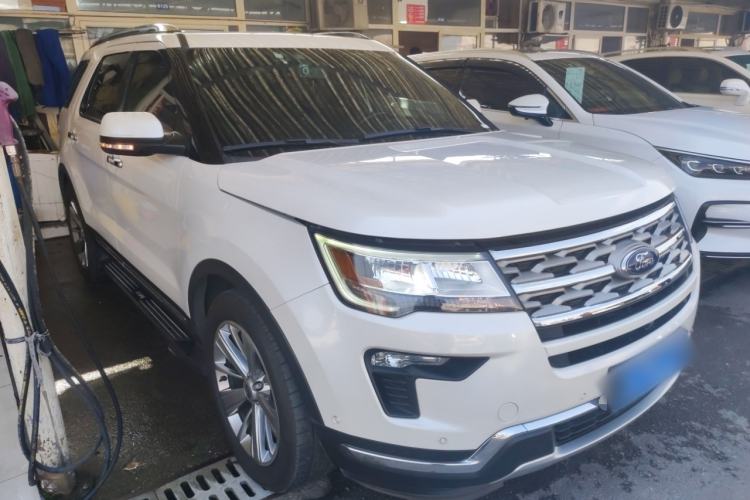 Used Ford Explorer 2018 2.3T Elite Edition Front Right 45 Deg