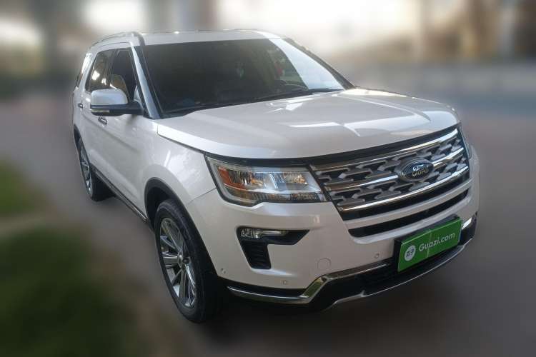 Used Ford Explorer 2018 2.3T Elite Edition Front Right 45 Deg