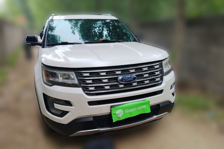 Used Ford Explorer 2018 2.3T Fashion Edition Front Right 45 Deg
