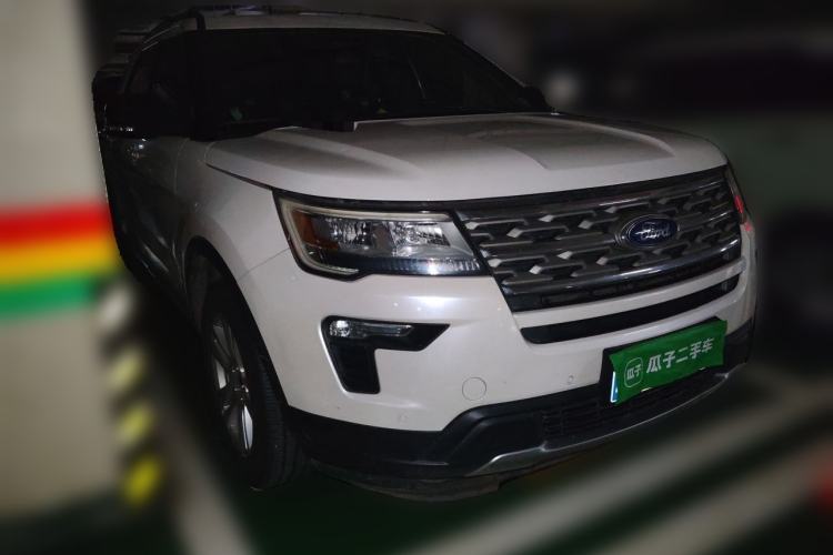 Used Ford Explorer 2018 2.3T Fashion Edition Front Right 45 Deg