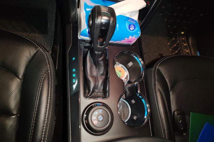 Used Ford Explorer 2018 2.3T Elite Edition Gear Lever