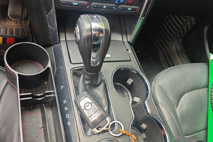 Used Ford Explorer 2018 2.3T Elite Edition Gear Lever