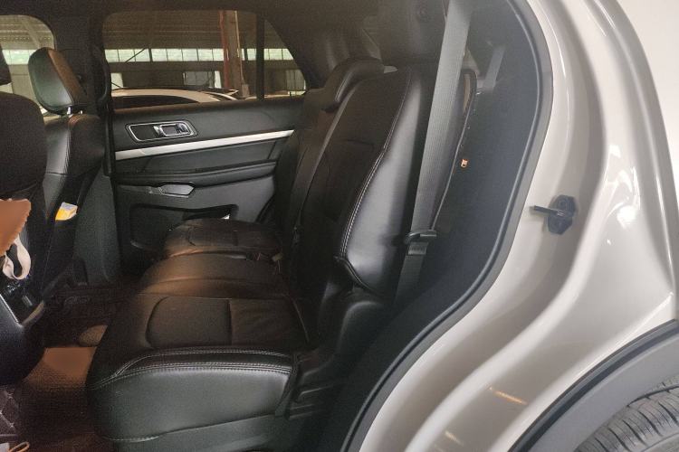 Used Ford Explorer 2018 2.3T Fashion Edition Interior 4
