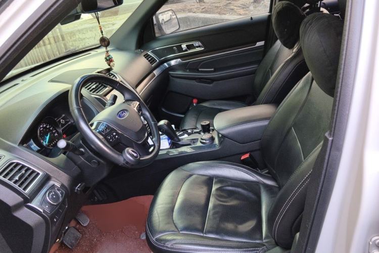 Used Ford Explorer 2018 3.5T Elite Edition Left Front Seat
