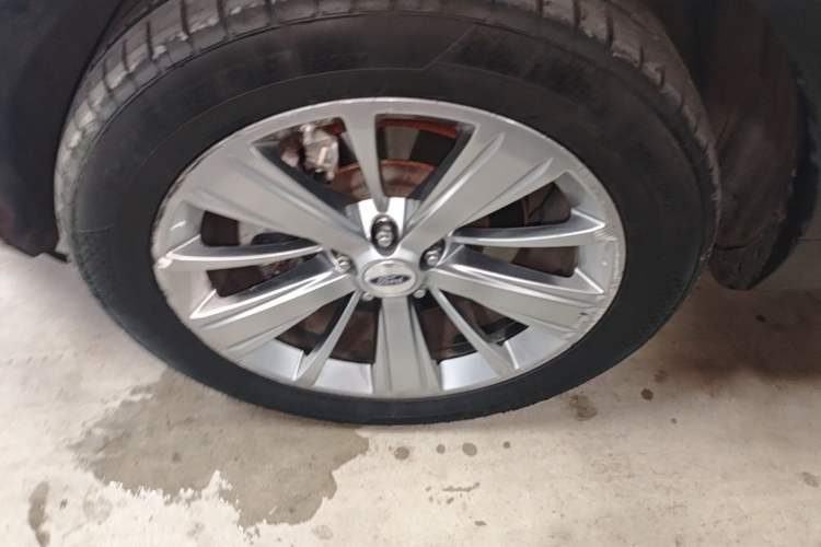 Used Ford Explorer 2018 2.3T Elite Edition Left Front Wheel Hub