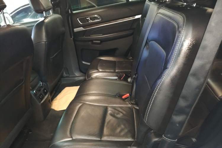Used Ford Explorer 2018 2.3T Elite Edition Left Rear Seat