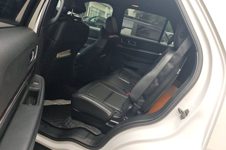 Used Ford Explorer 2018 2.3T Elite Edition Left Rear Seat