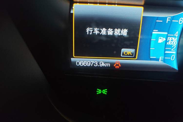 Used Ford Explorer 2018 2.3T Fashion Edition Odometer Close Up