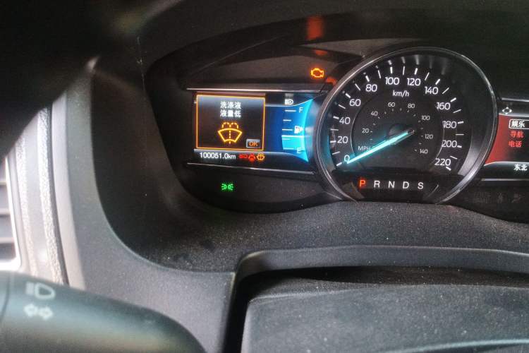 Used Ford Explorer 2018 2.3T Elite Edition Odometer Close Up