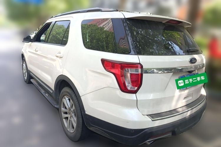 Used Ford Explorer 2018 2.3T Fashion Edition Rear Left 45 Deg