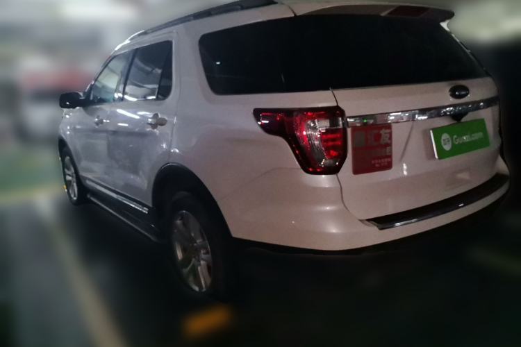 Used Ford Explorer 2018 2.3T Fashion Edition Rear Left 45 Deg