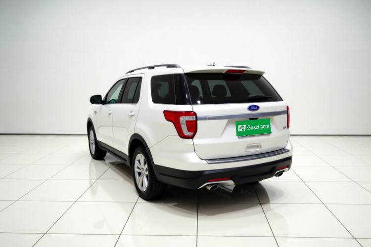 Used Ford Explorer 2018 2.3T Fashion Edition Rear Left 45 Deg