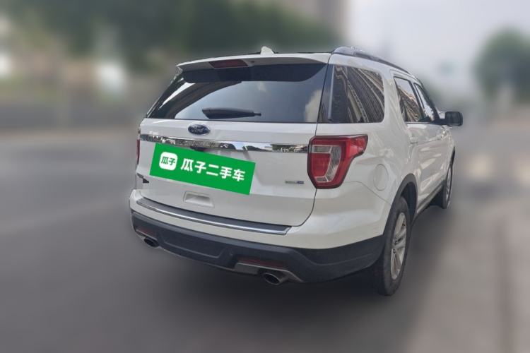 Used Ford Explorer 2018 2.3T Fashion Edition Rear Right 45 Deg