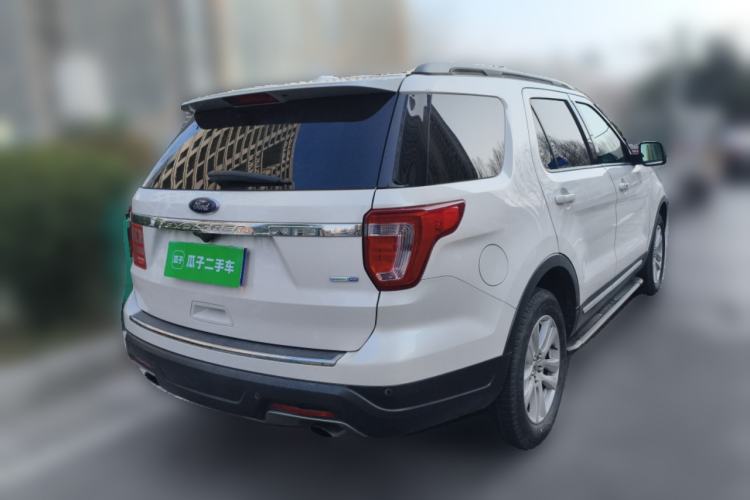 Used Ford Explorer 2018 2.3T Fashion Edition Rear Right 45 Deg