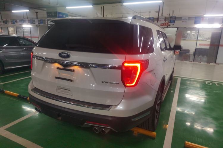 Used Ford Explorer 2018 3.5T Elite Edition Rear Right 45 Deg