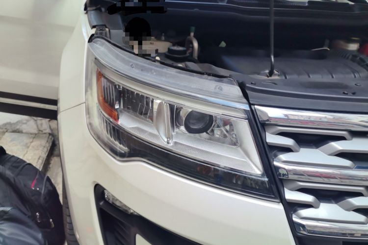 Used Ford Explorer 2018 2.3T Elite Edition Right Front Headlight