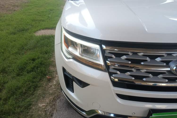 Used Ford Explorer 2018 2.3T Elite Edition Right Front Headlight