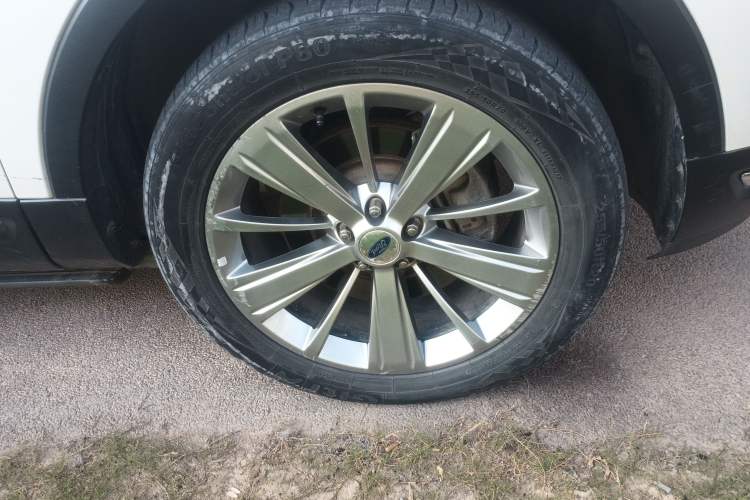 Used Ford Explorer 2018 2.3T Elite Edition Right Front Wheel Hub