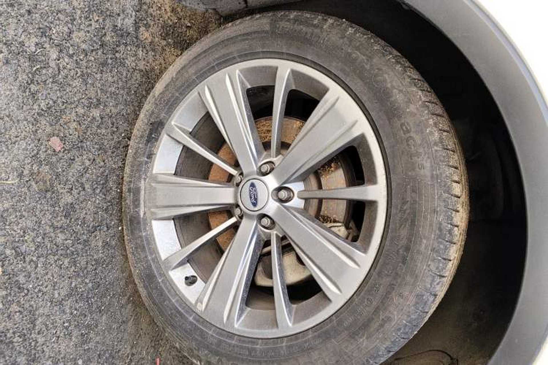Used Ford Explorer 2018 3.5T Elite Edition Right Front Wheel Hub