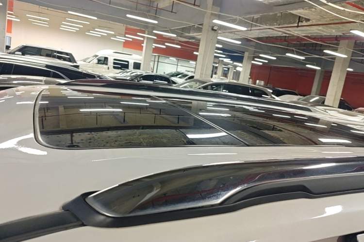 Used Ford Explorer 2018 2.3T Elite Edition Roof