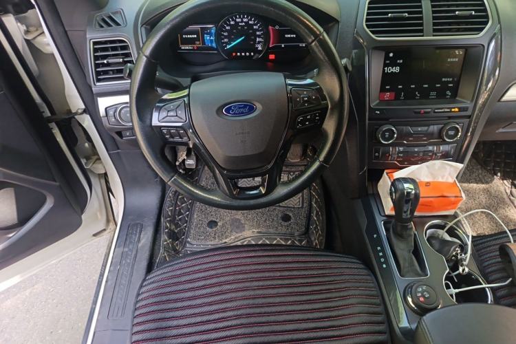 Used Ford Explorer 2018 2.3T Fashion Edition Steering Wheel