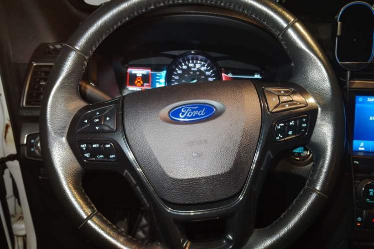 Used Ford Explorer 2018 2.3T Fashion Edition Steering Wheel