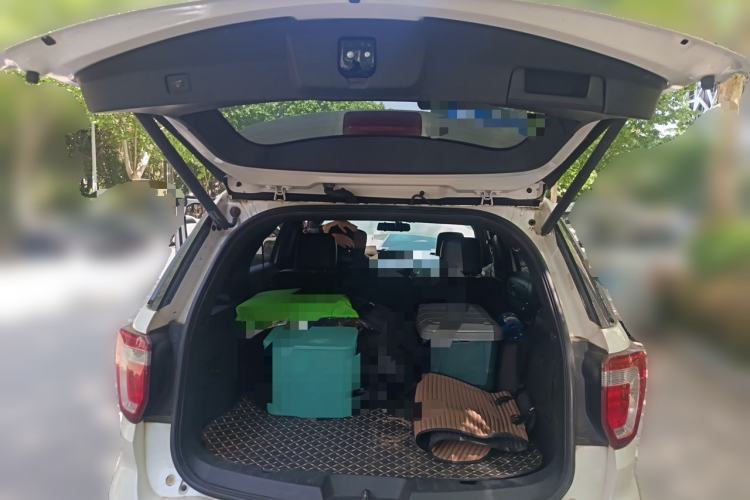 Used Ford Explorer 2018 2.3T Fashion Edition Trunk