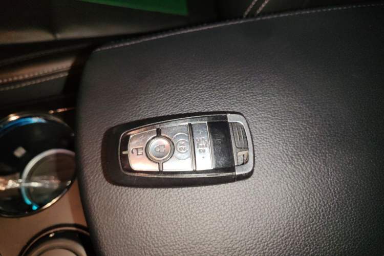 Used Ford Explorer 2018 2.3T Elite Edition Vehicle Key