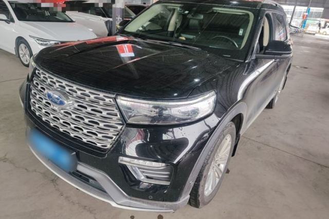 Używany Ford Explorer 2020 EcoBoost 285 4x4 Titanium Edition 6 Seats