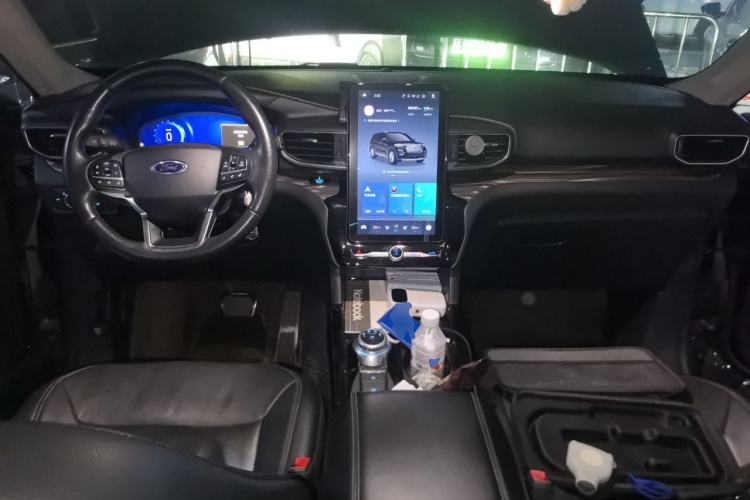 Used Ford Explorer 2020 EcoBoost 285 4x4 Titanium Edition 6 Seats Center Console