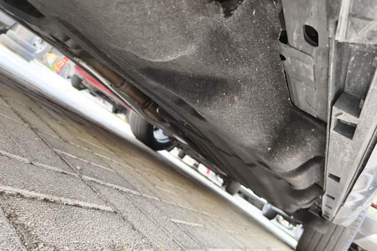 Used Ford Explorer 2020 EcoBoost 285 Four-Wheel Drive Sport Edition ST-LINE 7-Seater Chassis Front Left