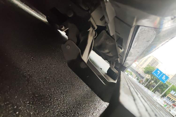 Used Ford Explorer 2020 EcoBoost 285 4x4 Titanium Edition 7-Seater Chassis Front Left