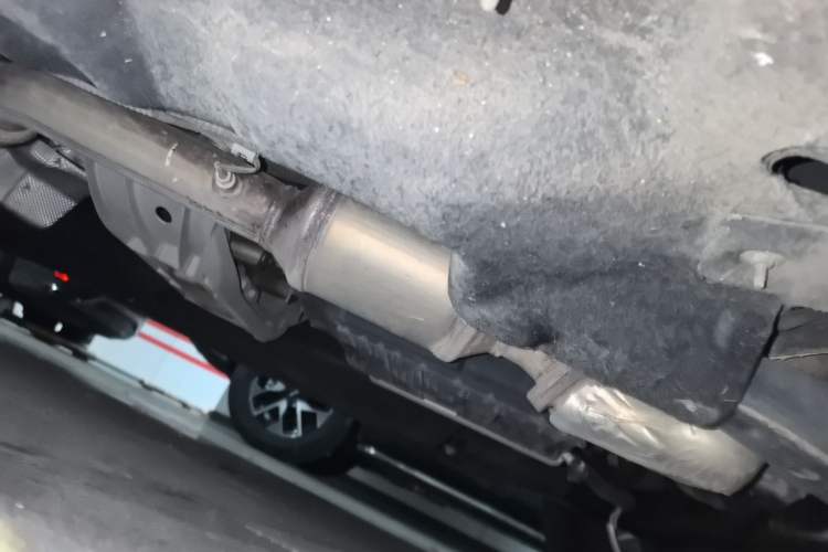 Used Ford Explorer 2020 EcoBoost 285 4x4 Titanium Edition 7-Seater Chassis Front Right