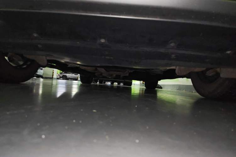 Used Ford Explorer 2020 EcoBoost 285 Rear-Drive Trend Edition 7-Seater Chassis Front